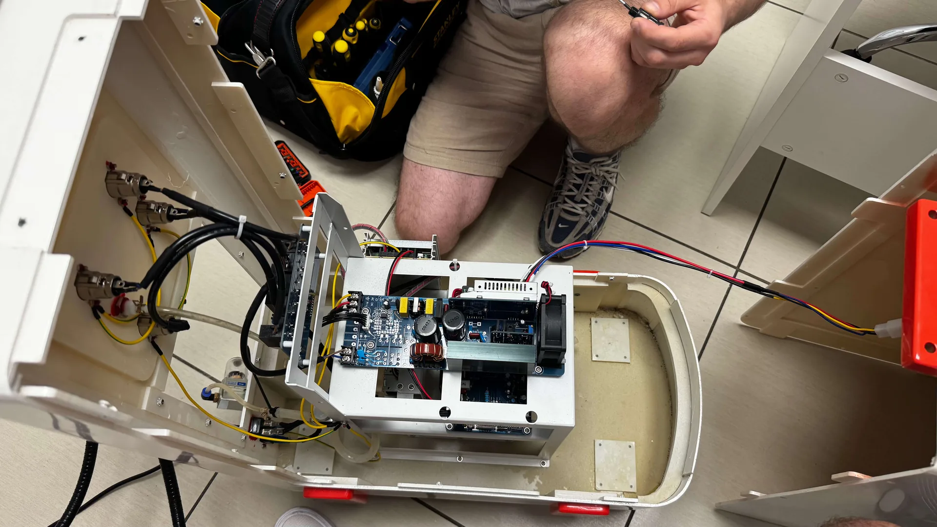 Multipolar RF diagnostics in Lublin